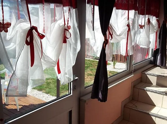 Ranch Lau&ri Nazare בית אירוח *